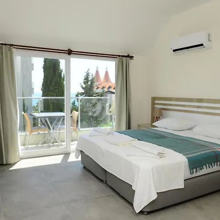 Lofts Alanya Lina فندق أوكورجالر